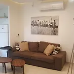 Beach And Park Apartment